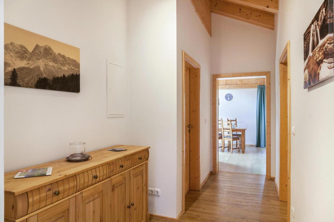 Huber Apartment *